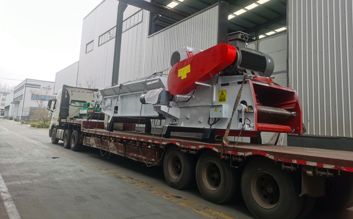 大型破碎機.jpg 大型破碎機.jpg